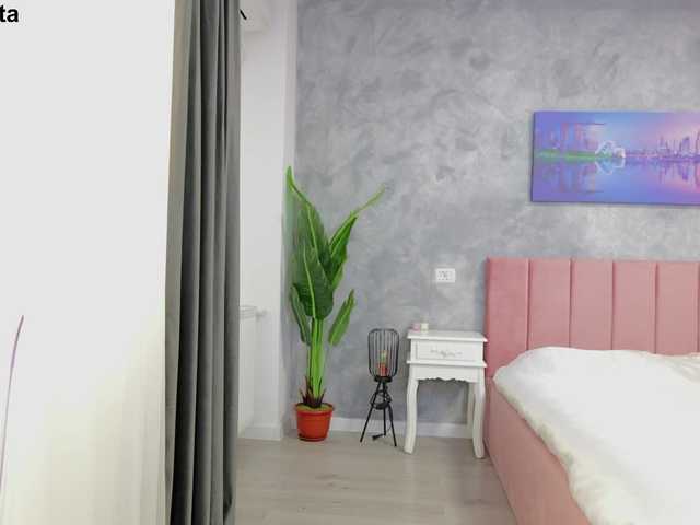 alisonitaaa's BongaCams show and profile