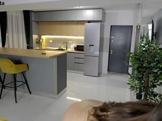 alisonitaaa's BongaCams show and profile