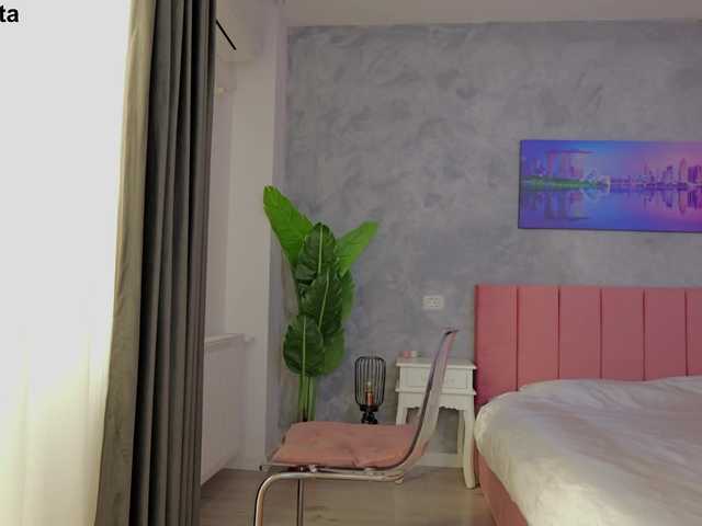 alisonitaaa's BongaCams show and profile