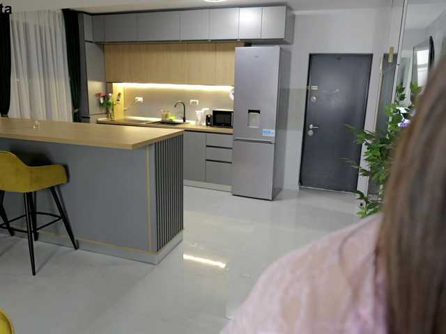 alisonitaaa's BongaCams show and profile