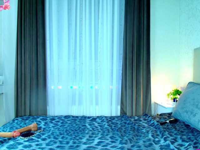 katerine-Monroe's BongaCams show and profile