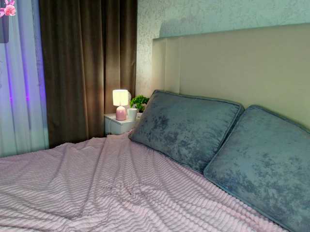 katerine-Monroe's BongaCams show and profile