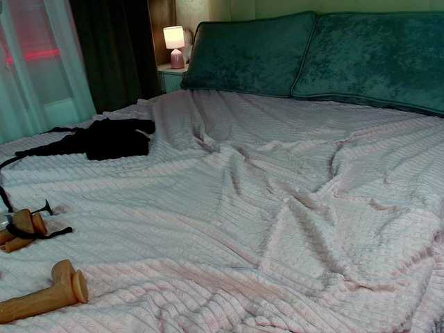 katerine-Monroe's BongaCams show and profile