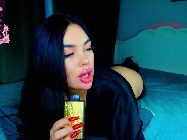 katerine-Monroe's BongaCams show and profile