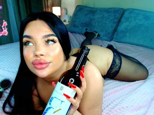 katerine-Monroe's BongaCams show and profile