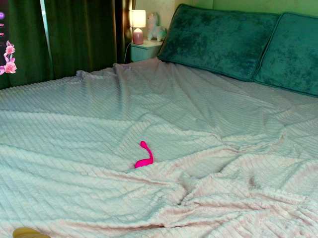 katerine-Monroe's BongaCams show and profile