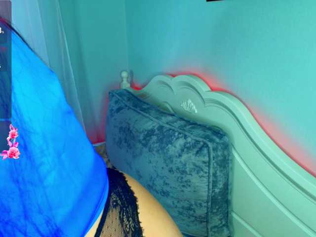 katerine-Monroe's BongaCams show and profile