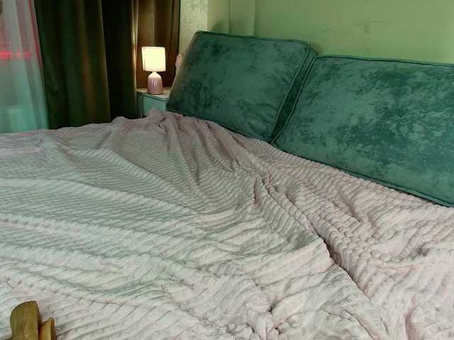 katerine-Monroe's BongaCams show and profile