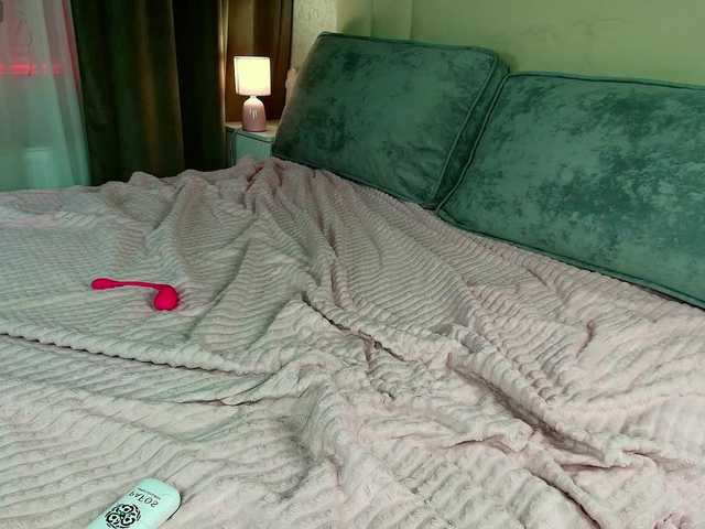 katerine-Monroe's BongaCams show and profile