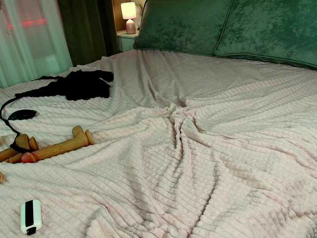 katerine-Monroe's BongaCams show and profile