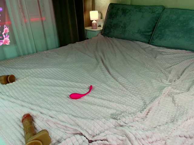 katerine-Monroe's BongaCams show and profile