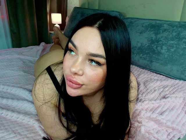 katerine-Monroe's BongaCams show and profile