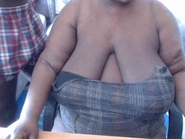 bigboobscoupls bigboobscoupls