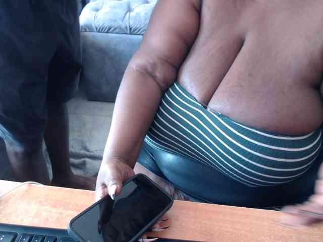 bigboobscoupls webcam