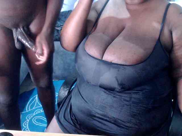 bigboobscoupls bigboobscoupls