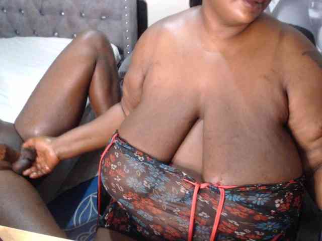 bigboobscoupls bigboobscoupls