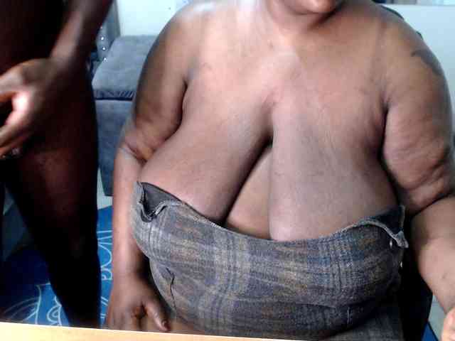 bigboobscoupls bigboobscoupls