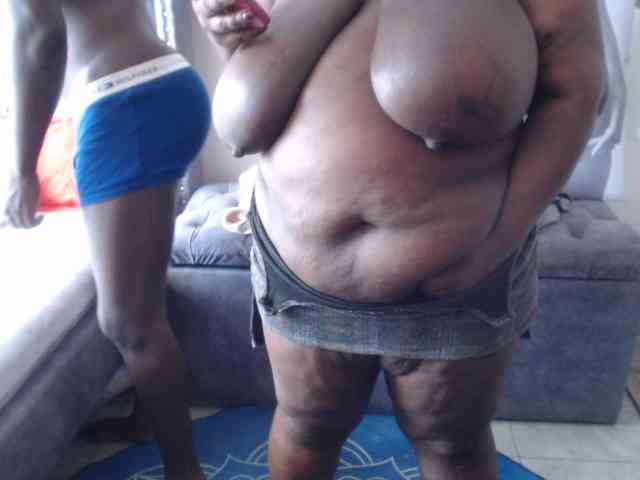 bigboobscoupls bigboobscoupls