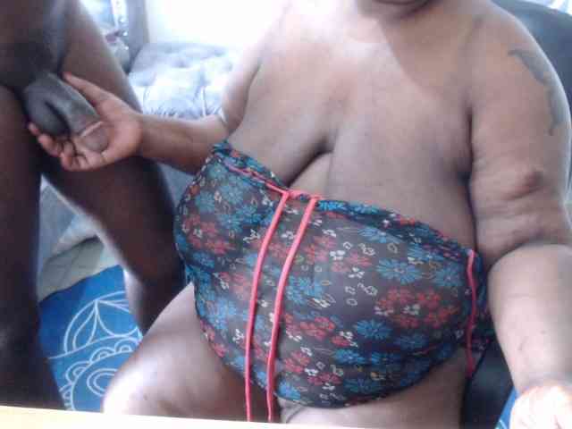 bigboobscoupls bigboobscoupls