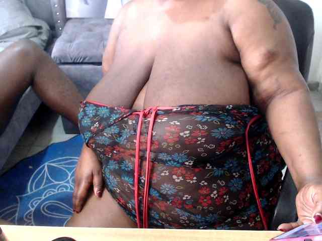 bigboobscoupls bigboobscoupls