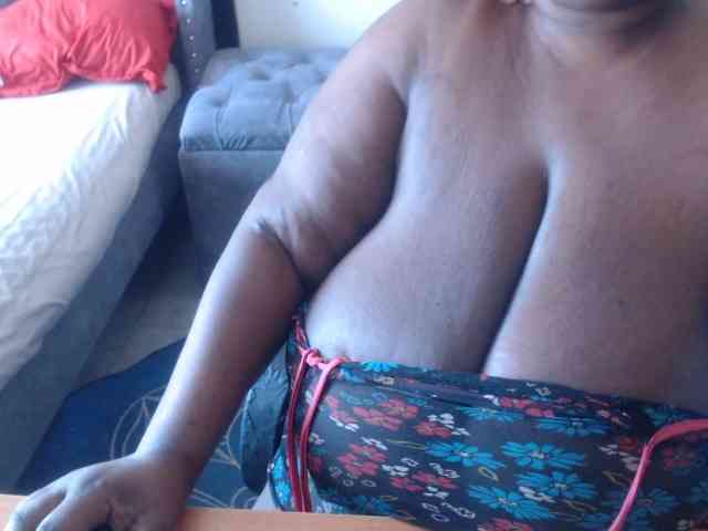 bigboobscoupls webcam