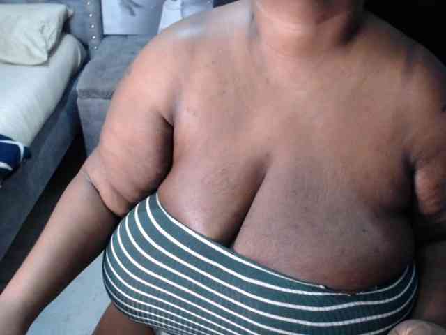 bigboobscoupls webcam