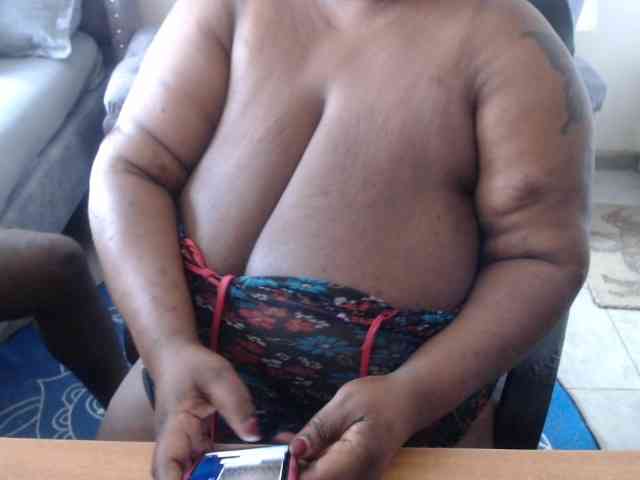 bigboobscoupls bigboobscoupls