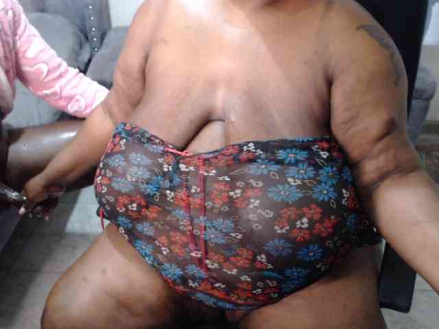 bigboobscoupls webcam