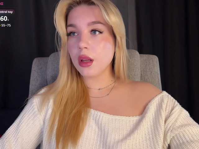 maksisisia's BongaCams show and profile