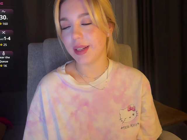 maksisisia's BongaCams show and profile