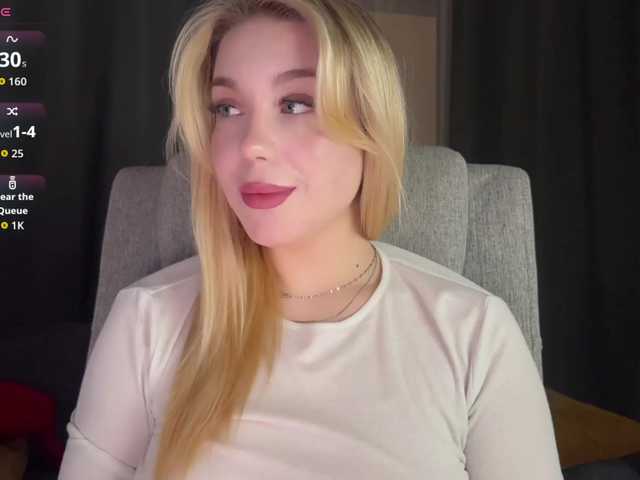 maksisisia's BongaCams show and profile