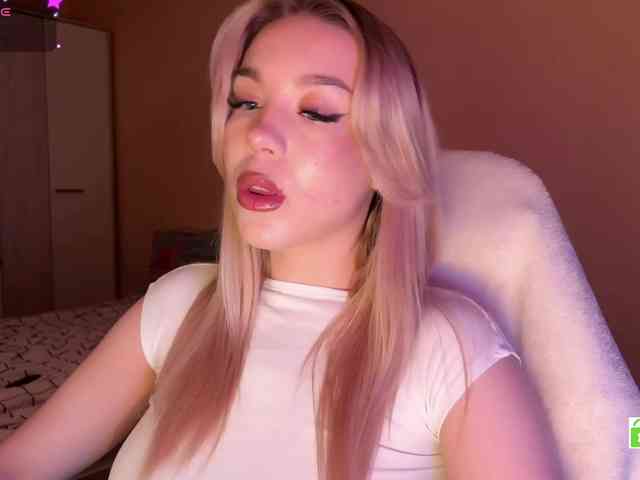 WildSugarr webcam
