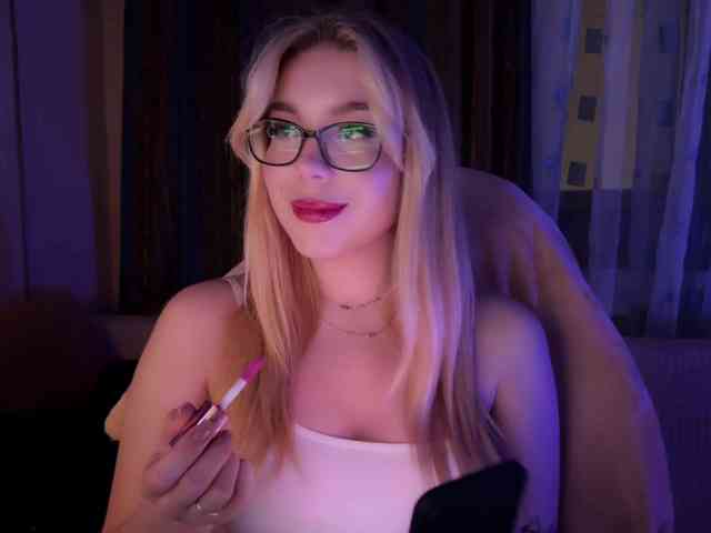 WildSugarr webcam