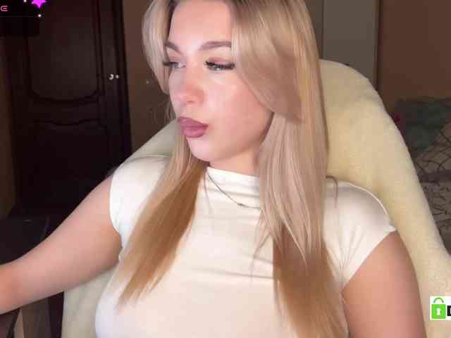 maksisisia Live Webcam on BongaCams