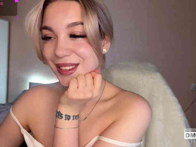 WildSugarr webcam