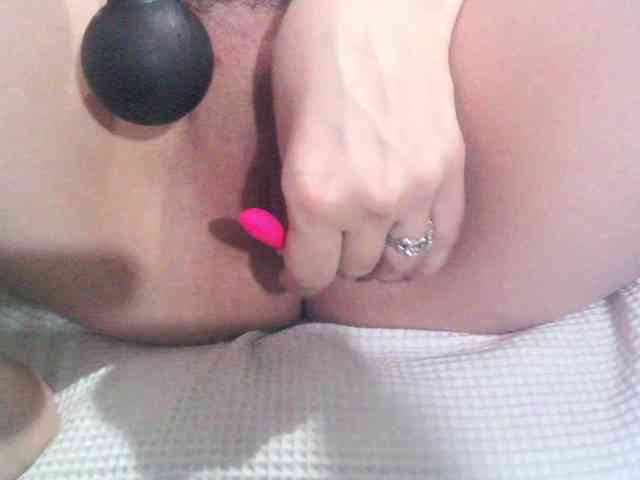 WildFantasyPassionx webcam