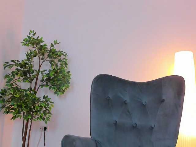 SweetyFit's BongaCams show and profile