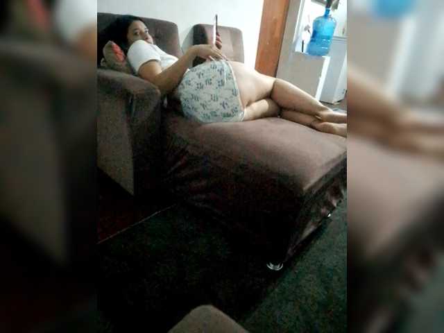 Kary221a's BongaCams show and profile