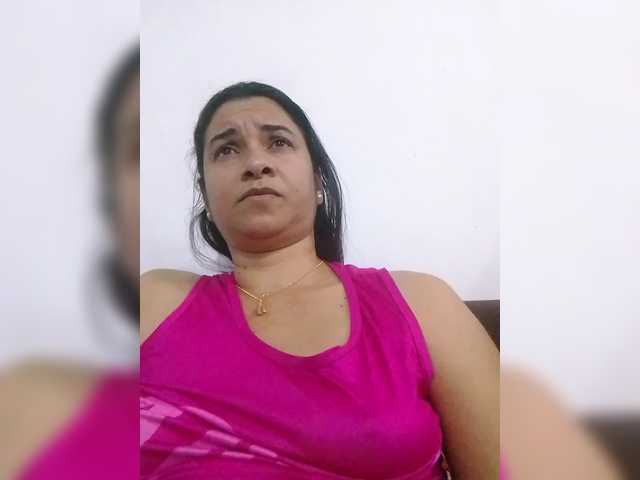 Kary221a's BongaCams show and profile