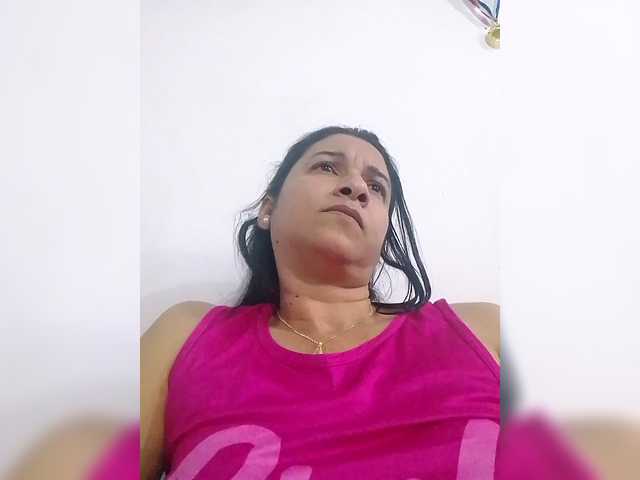 Kary221a's BongaCams show and profile