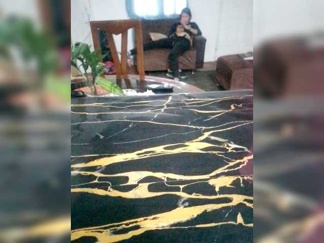 Kary221a's BongaCams show and profile