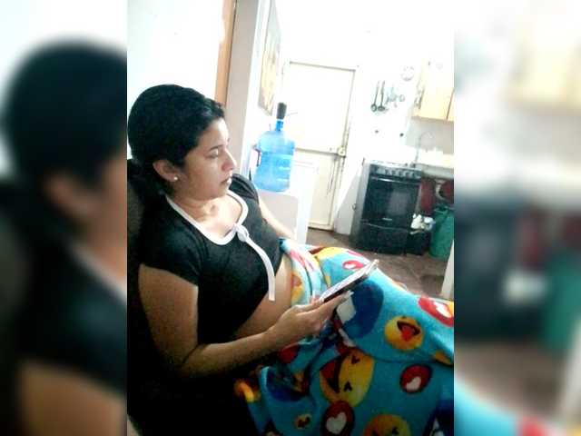 Kary221a's BongaCams show and profile