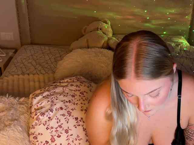 ameliamiable webcam