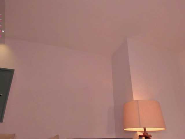 LucyWeiss's BongaCams show and profile