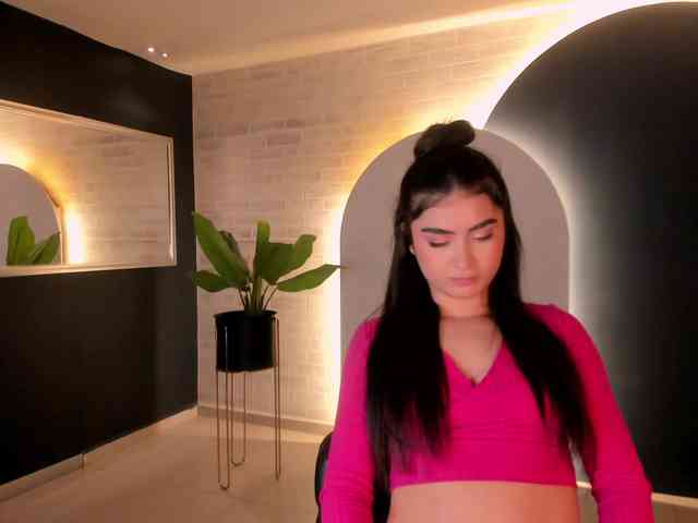 LucyWeiss webcam