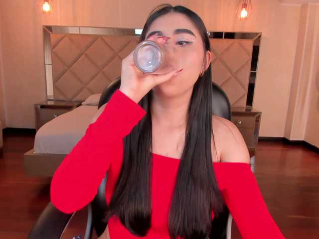 MayaMoretti's BongaCams show and profile