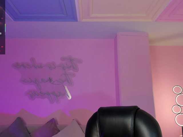 MayaMoretti's BongaCams show and profile