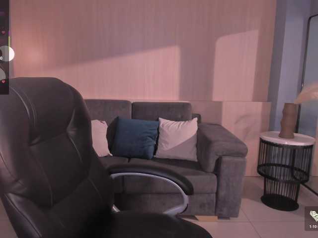 MayaMoretti's BongaCams show and profile