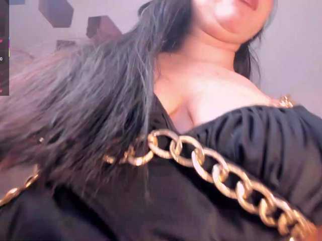 MayaMoretti's BongaCams show and profile