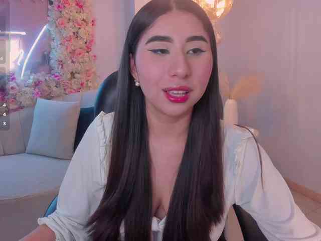 MayaMoretti webcam